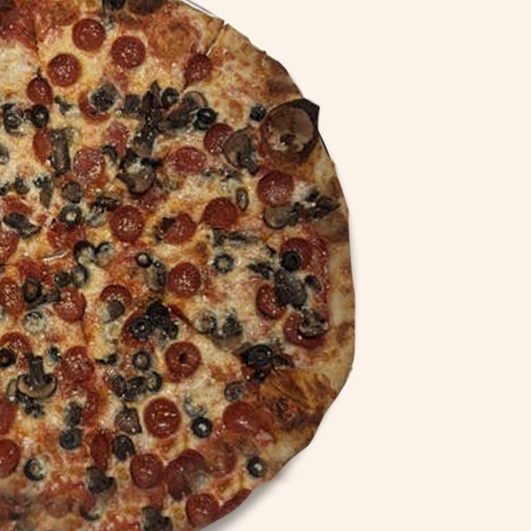 Savor Our Takeout Pizza
